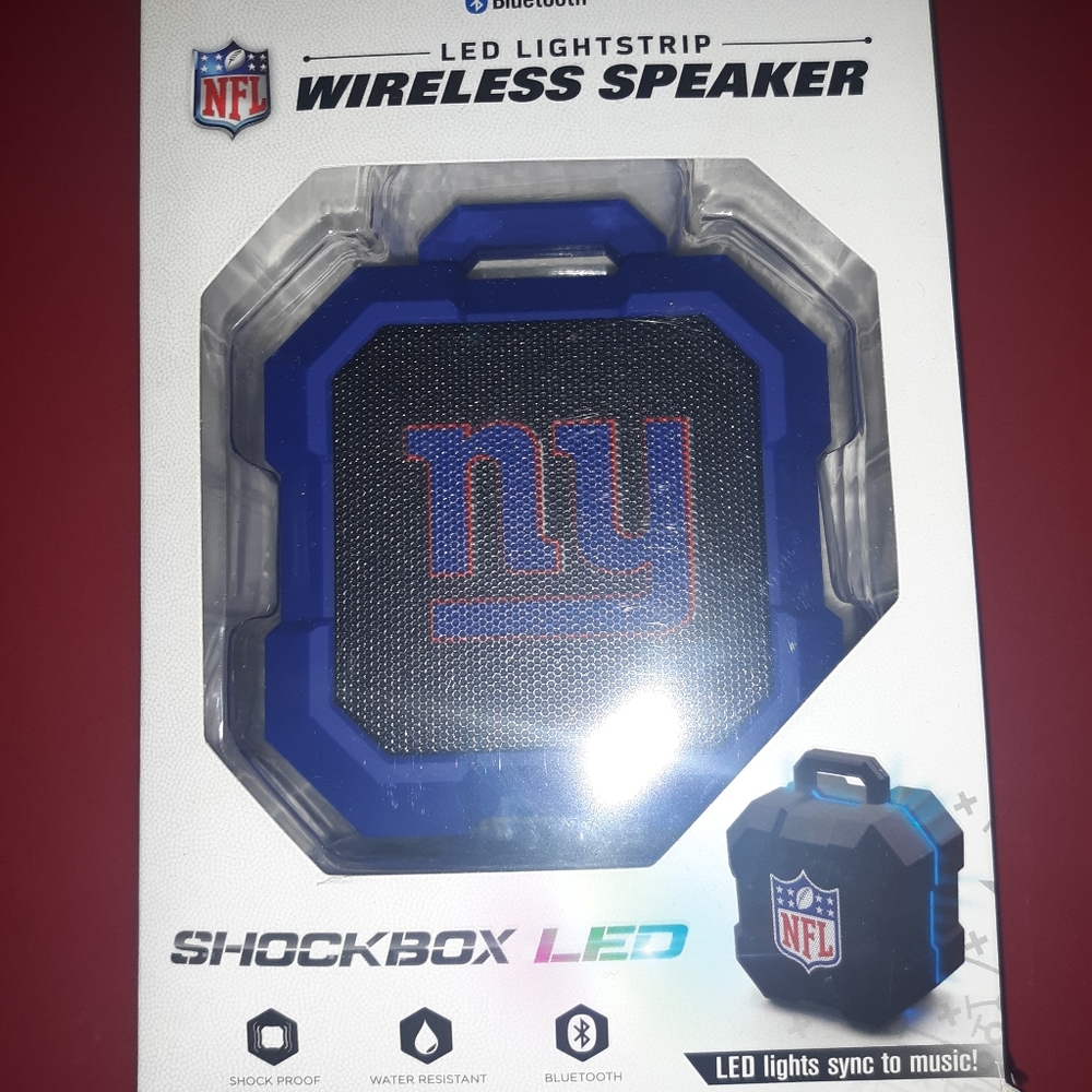 Led wireless speaker